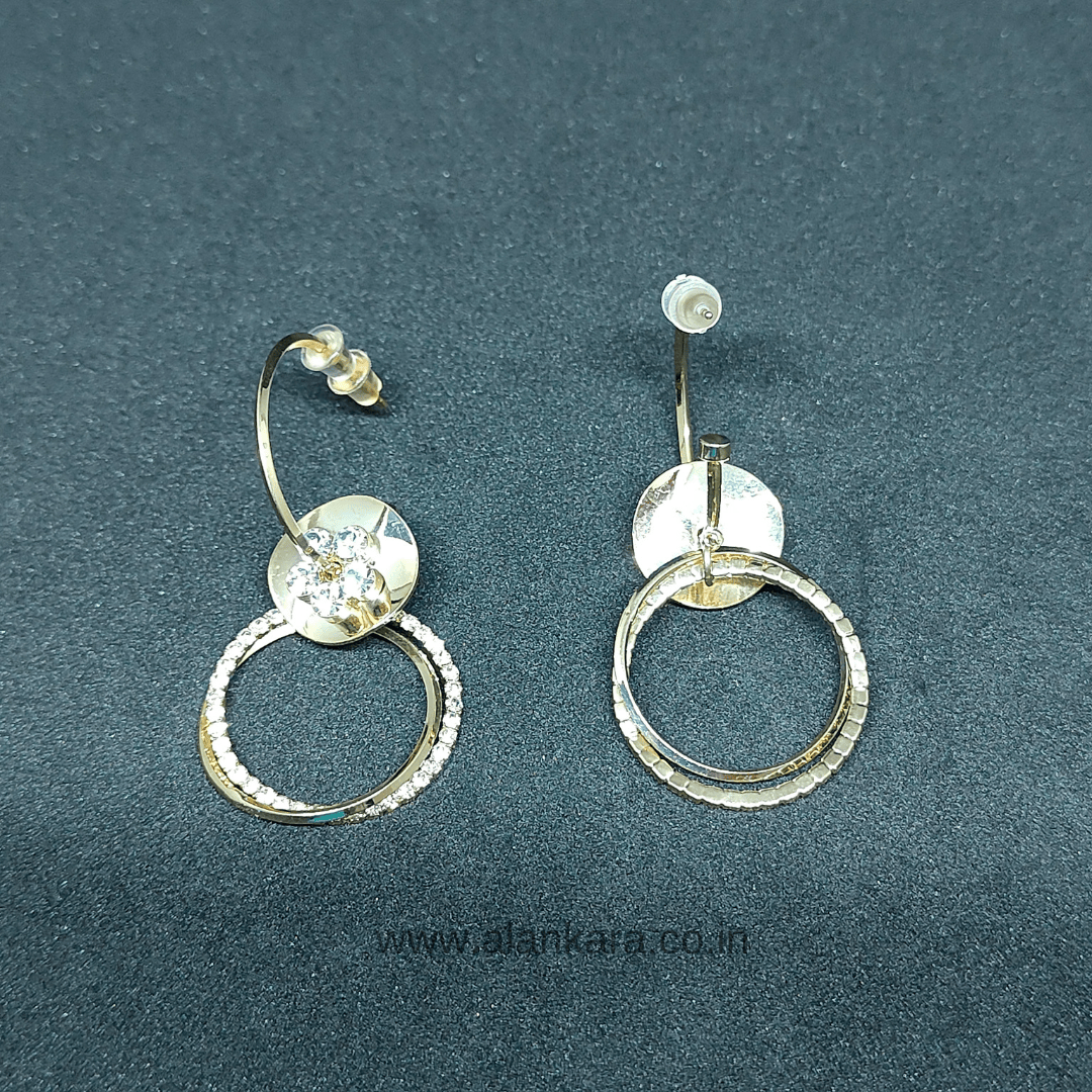 Golden floral hoops - Partywear earrings